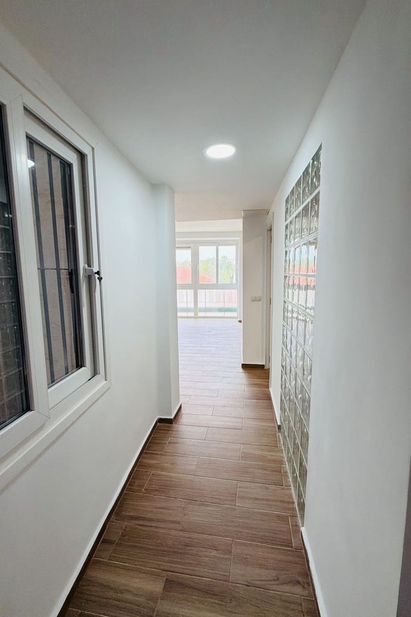 3 slaapkamer Appartement te koop in Malaga stad - € 375.000 (Ref: 9805425)