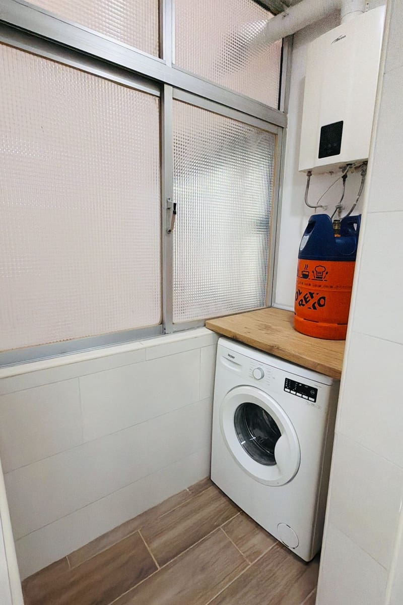 3 slaapkamer Appartement te koop in Malaga stad - € 375.000 (Ref: 9805425)