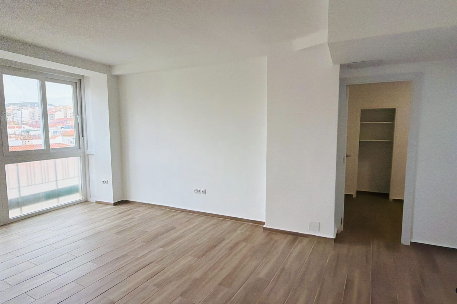 3 slaapkamer Appartement te koop in Malaga stad - € 375.000 (Ref: 9805425)