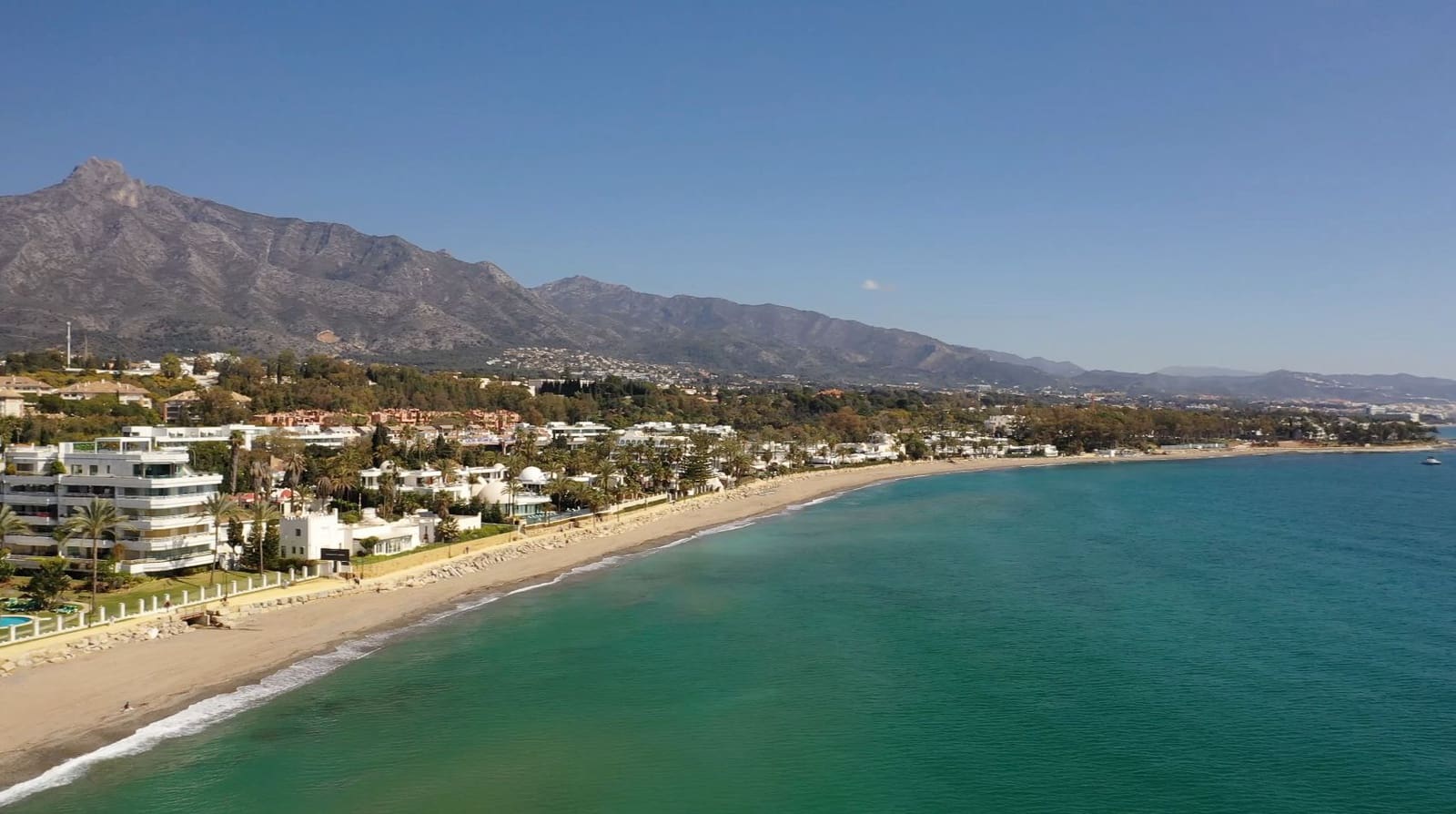 3 Zimmer Penthouse zu verkaufen in Marbella mit Pool - 3.950.000 € (Ref: 9805426)