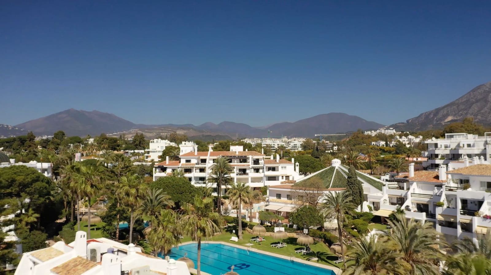 3 Zimmer Penthouse zu verkaufen in Marbella mit Pool - 3.950.000 € (Ref: 9805426)