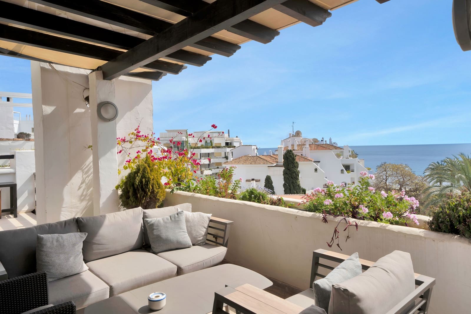 3 Zimmer Penthouse zu verkaufen in Marbella mit Pool - 3.950.000 € (Ref: 9805426)