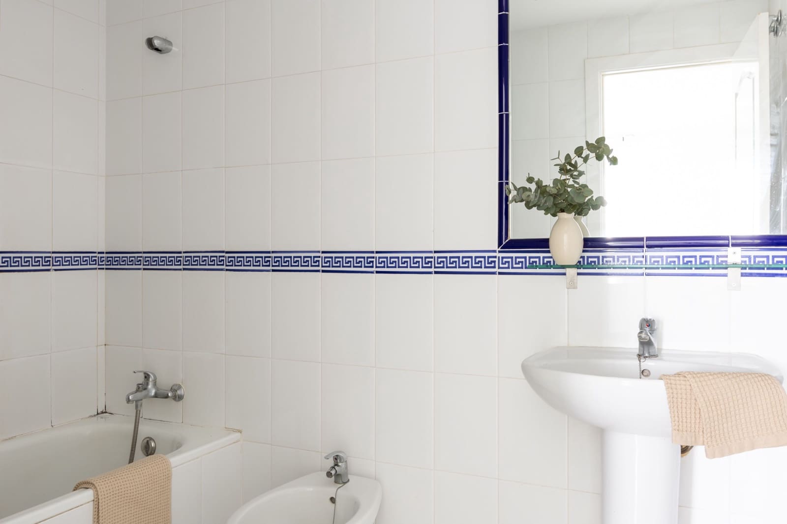 3 bedroom Apartment for sale in Rincon de la Victoria with pool - € 375,000 (Ref: 9806993)