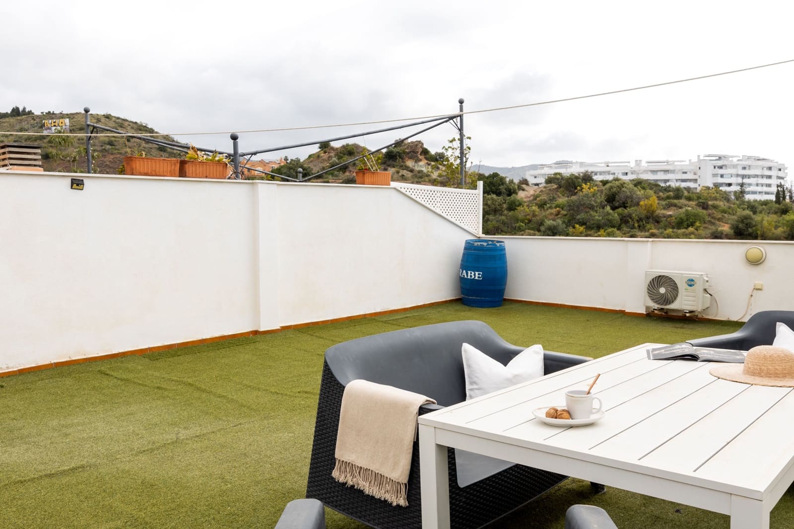 3 bedroom Apartment for sale in Rincon de la Victoria with pool - € 375,000 (Ref: 9806993)