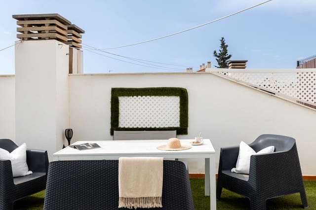 3 bedroom Apartment for sale in Rincón de la Victoria with pool - € 375,000 (Ref: 9806993)