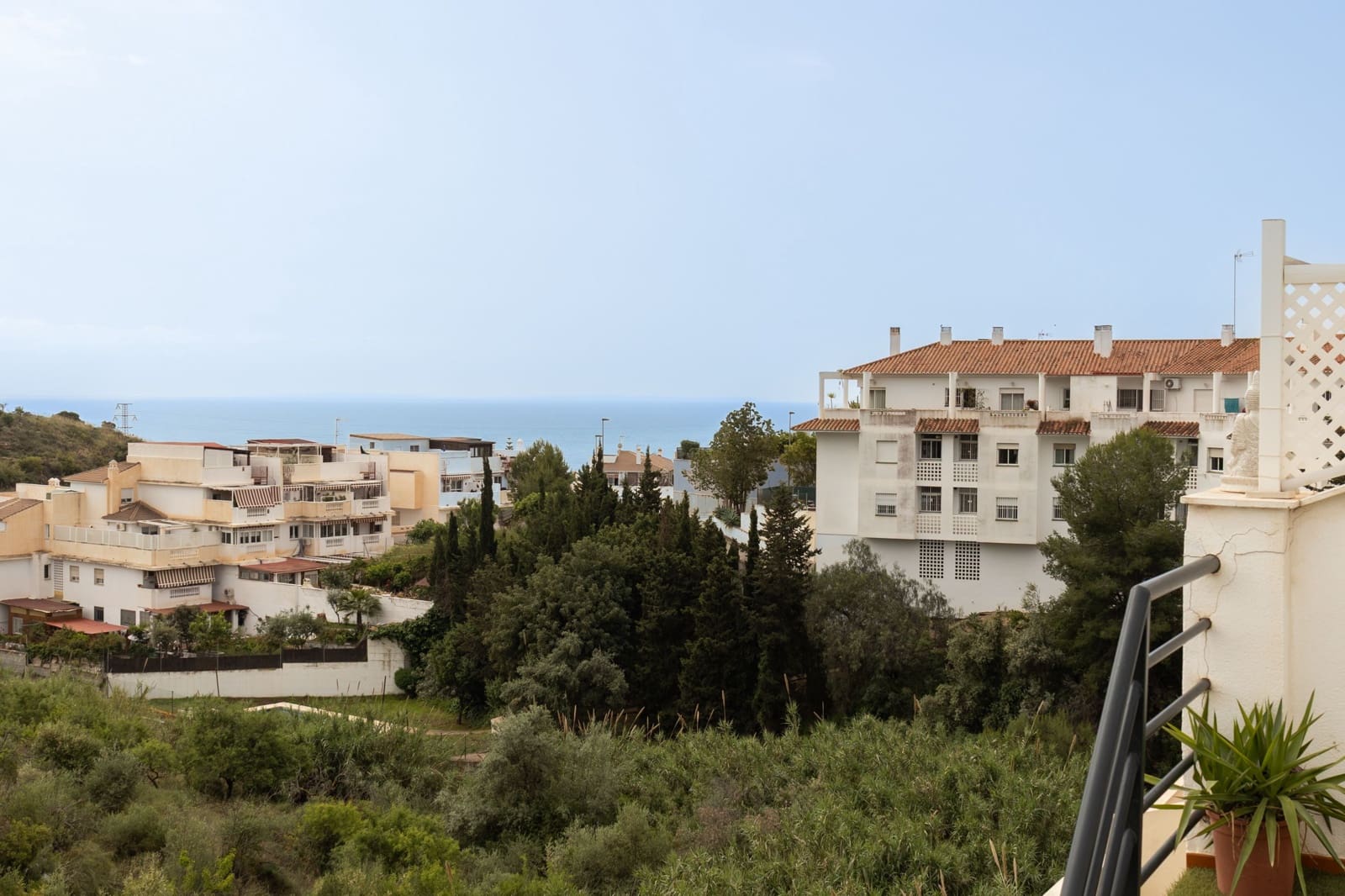 3 bedroom Apartment for sale in Rincon de la Victoria with pool - € 375,000 (Ref: 9806993)