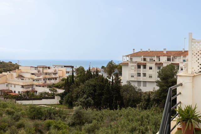 3 bedroom Apartment for sale in Rincón de la Victoria with pool - € 375,000 (Ref: 9806993)