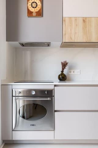 1 bedroom Apartment for sale in La Trinidad, Málaga city - € 439,000 (Ref: 9807097)
