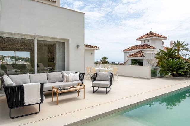 5 quarto Casa em Banda para venda em Los Naranjos, Marbella - 2 595 000 € (Ref: 9812620)