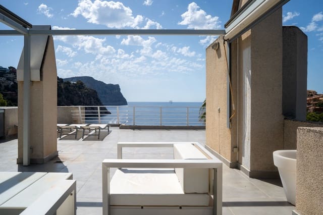 Apartamento de 4 habitaciones en Andratx en venta - 1.575.000 € (Ref: 9815021)