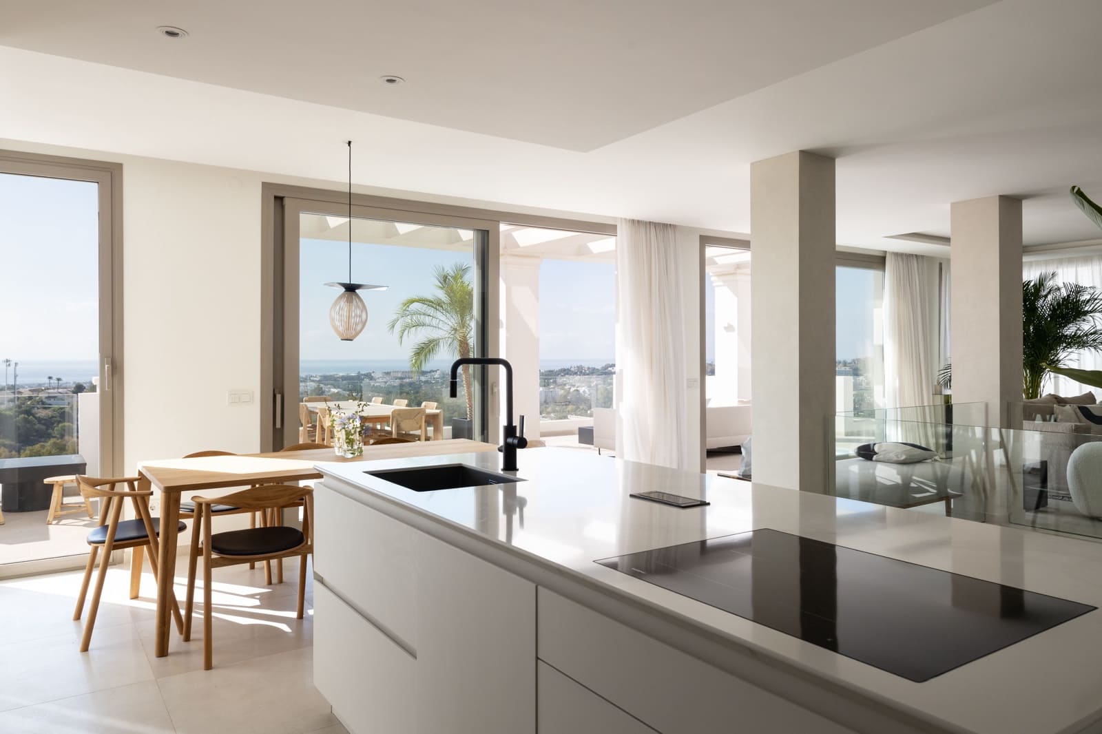3 bedroom Apartment for sale in Marbella with pool - € 2,980,000 (Ref: 9815386)