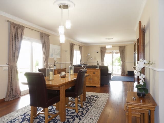 4 sypialnia Finka/Dom wiejski na sprzedaż w Coín - 795 000 € (Ref: 9816144)