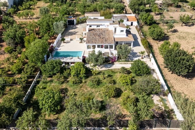 4 bedroom Townhouse for sale in Son Espanyol, Palma de Mallorca with pool - € 1,490,000 (Ref: 9816611)