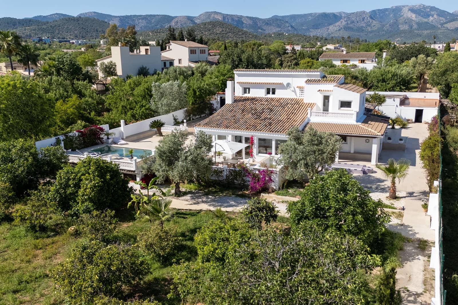 4 bedroom Townhouse for sale in Palma de Mallorca with pool - € 1,490,000 (Ref: 9816611)