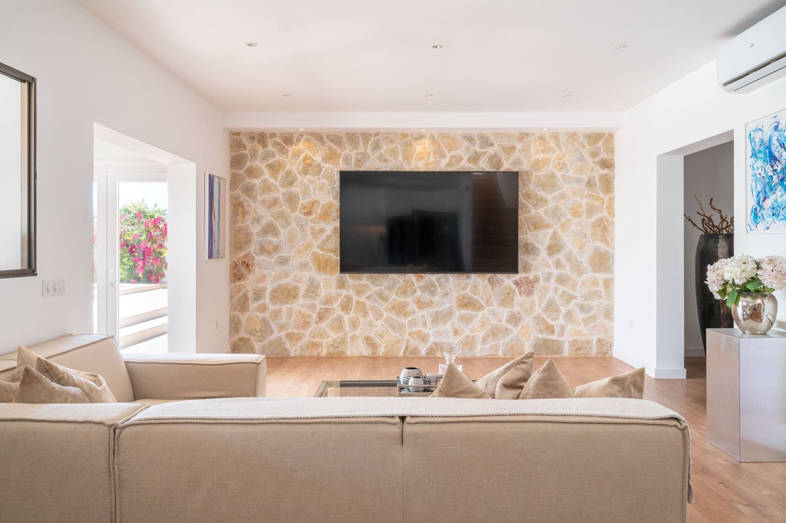 4 bedroom Townhouse for sale in Palma de Mallorca with pool - € 1,490,000 (Ref: 9816611)