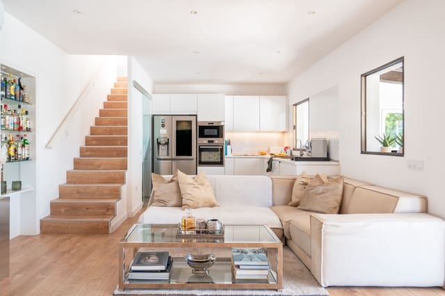 4 bedroom Townhouse for sale in Son Espanyol, Palma de Mallorca with pool - € 1,490,000 (Ref: 9816611)