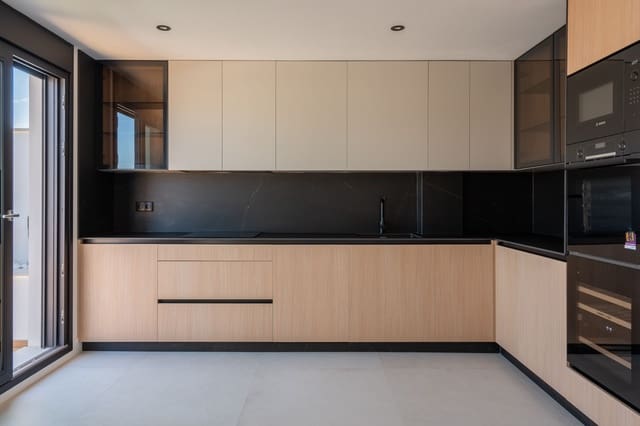 2 soveværelse Lejlighed til salg i Los Girasoles, Málaga by - € 678.000 (Ref: 9818760)