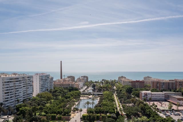 2 soveværelse Lejlighed til salg i Los Girasoles, Málaga by - € 678.000 (Ref: 9818760)