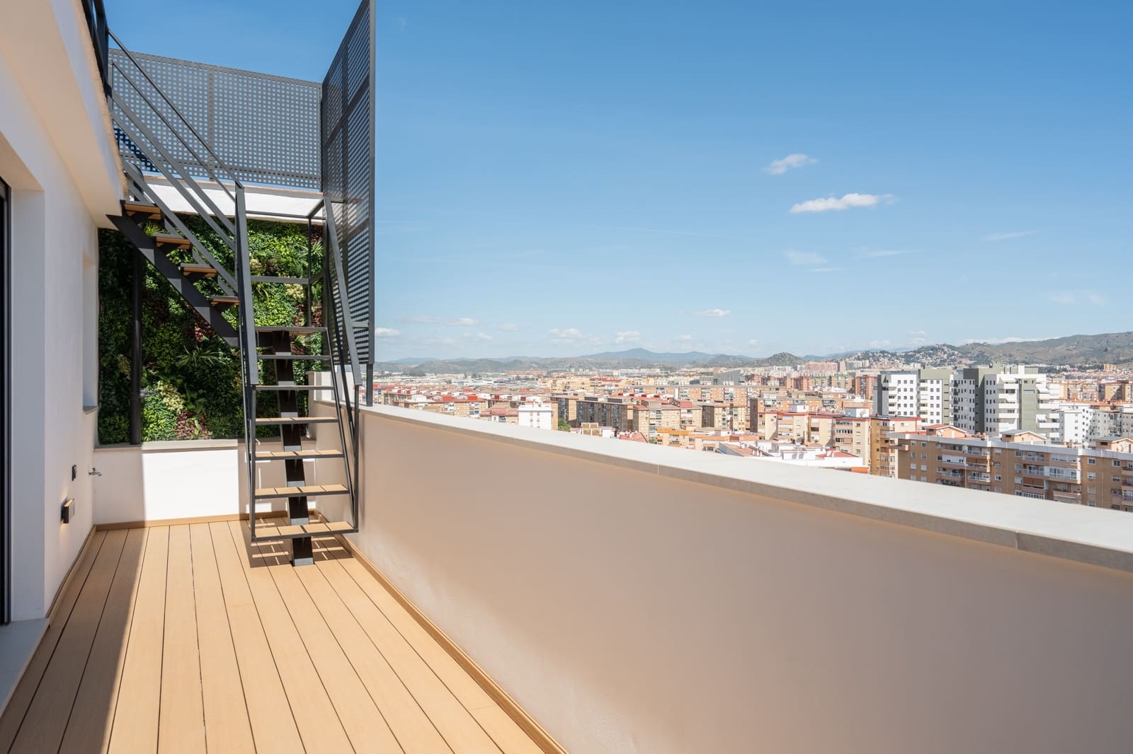 2 soveværelse Lejlighed til salg i Malaga by - € 678.000 (Ref: 9818760)