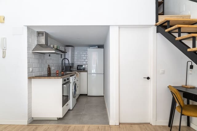 1 chambre Appartement à vendre à San Felipe Neri, Malaga ville - 330 000 € (Ref: 9819204)