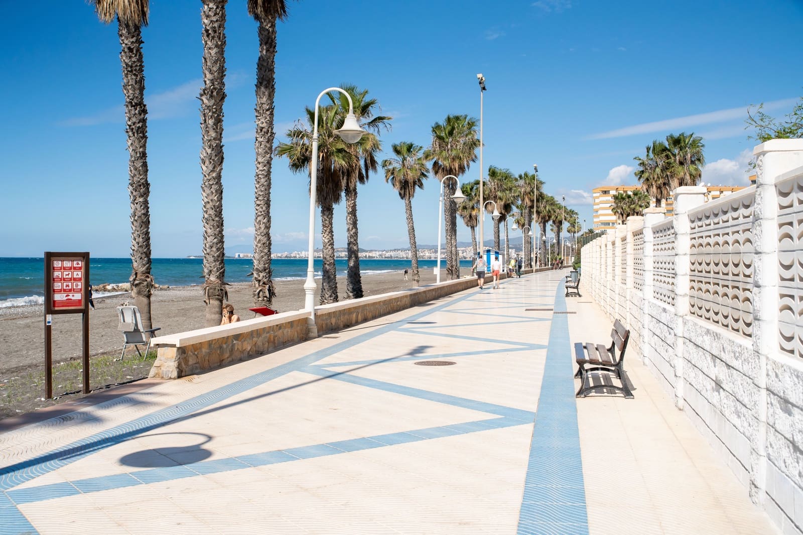 1 Zimmer Apartment zu verkaufen in Algarrobo mit Pool - 310.000 € (Ref: 9819205)