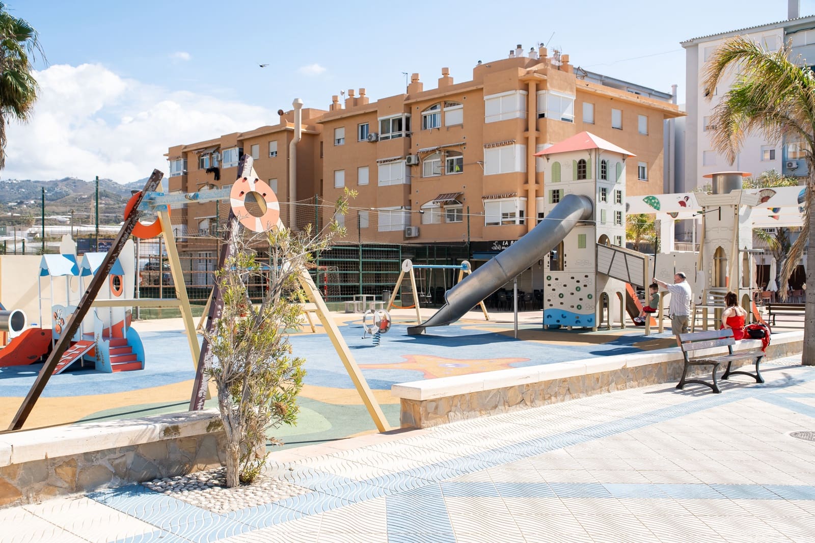 1 Zimmer Apartment zu verkaufen in Algarrobo mit Pool - 310.000 € (Ref: 9819205)