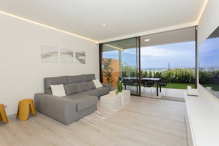 Apartment for sale in Benalmadena with pool - € 560,000 (Ref: 9819615)