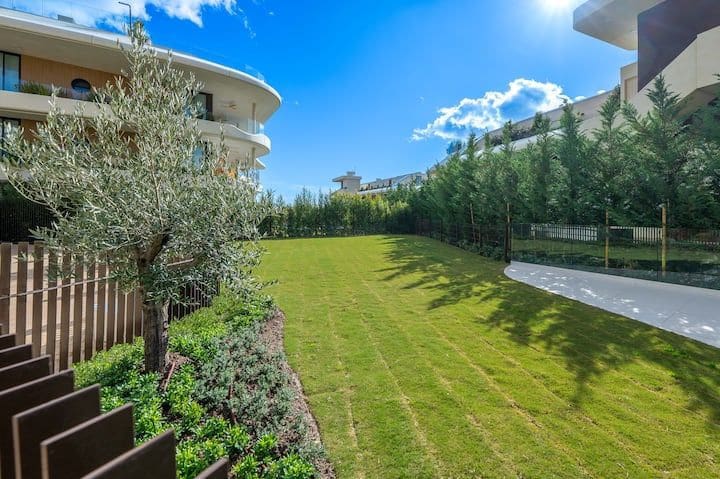 Apartment for sale in Benalmadena with pool - € 560,000 (Ref: 9819615)