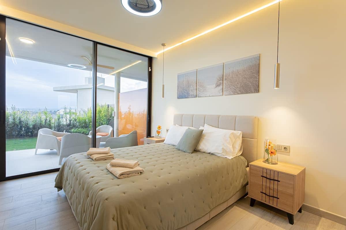 Apartment for sale in Benalmadena with pool - € 560,000 (Ref: 9819615)