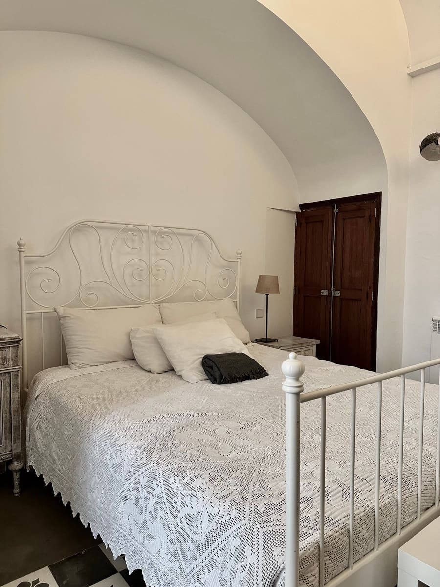 2 bedroom Apartment for rent in Palma de Mallorca - € 1,950 (Ref: 9826073)