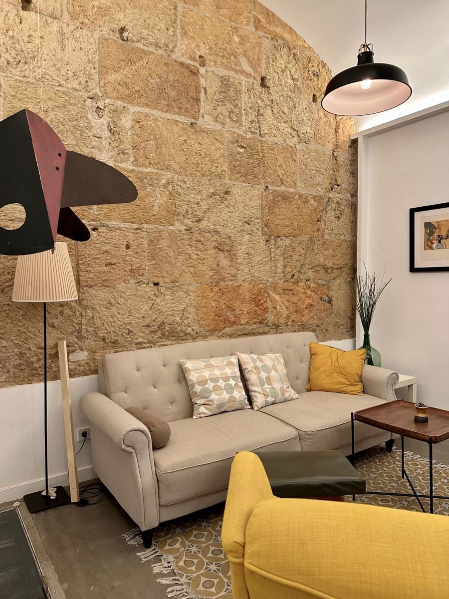 2 bedroom Apartment for rent in Palma de Mallorca - € 1,950 (Ref: 9826073)