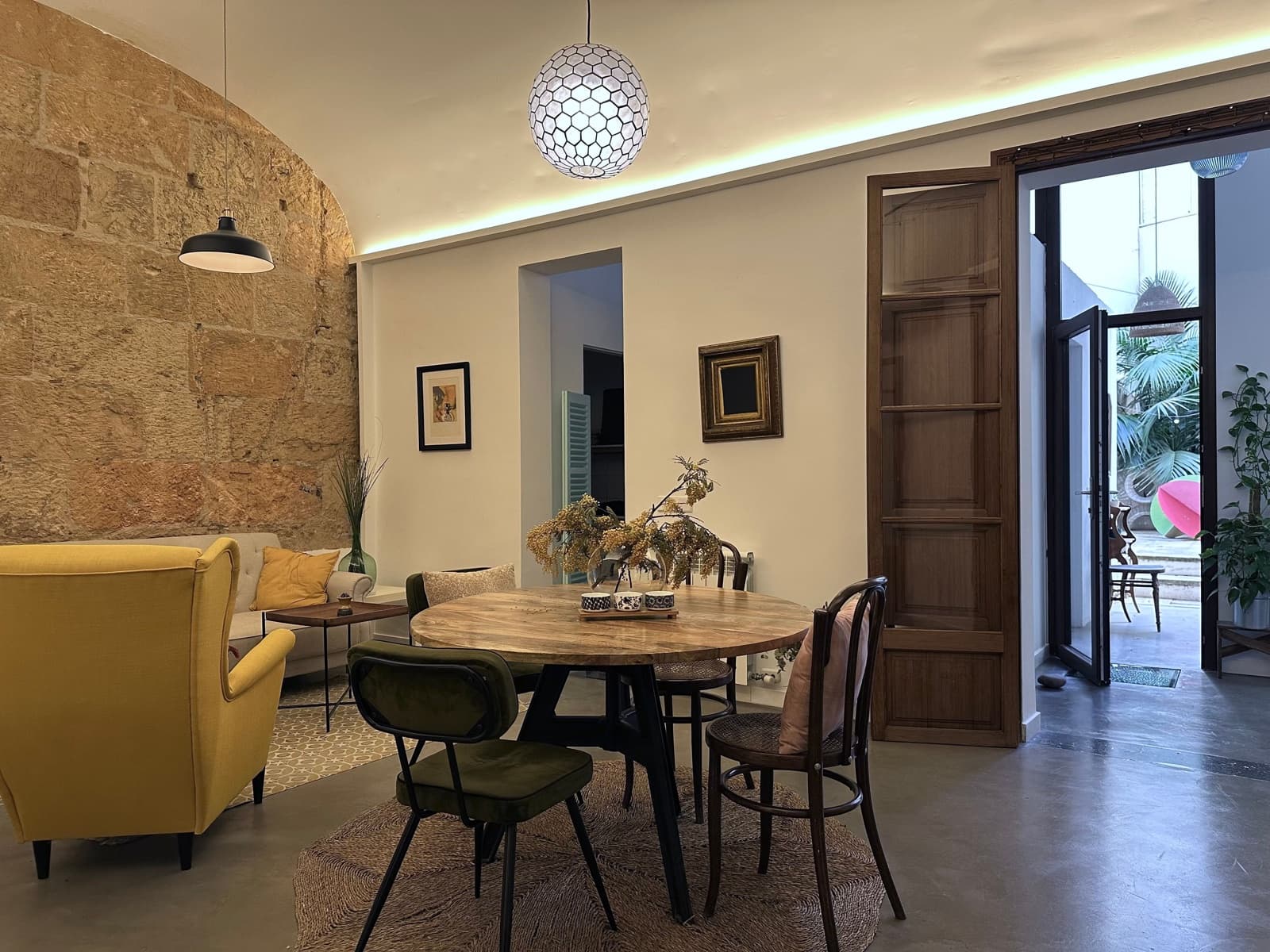 2 bedroom Apartment for rent in Palma de Mallorca - € 1,950 (Ref: 9826073)