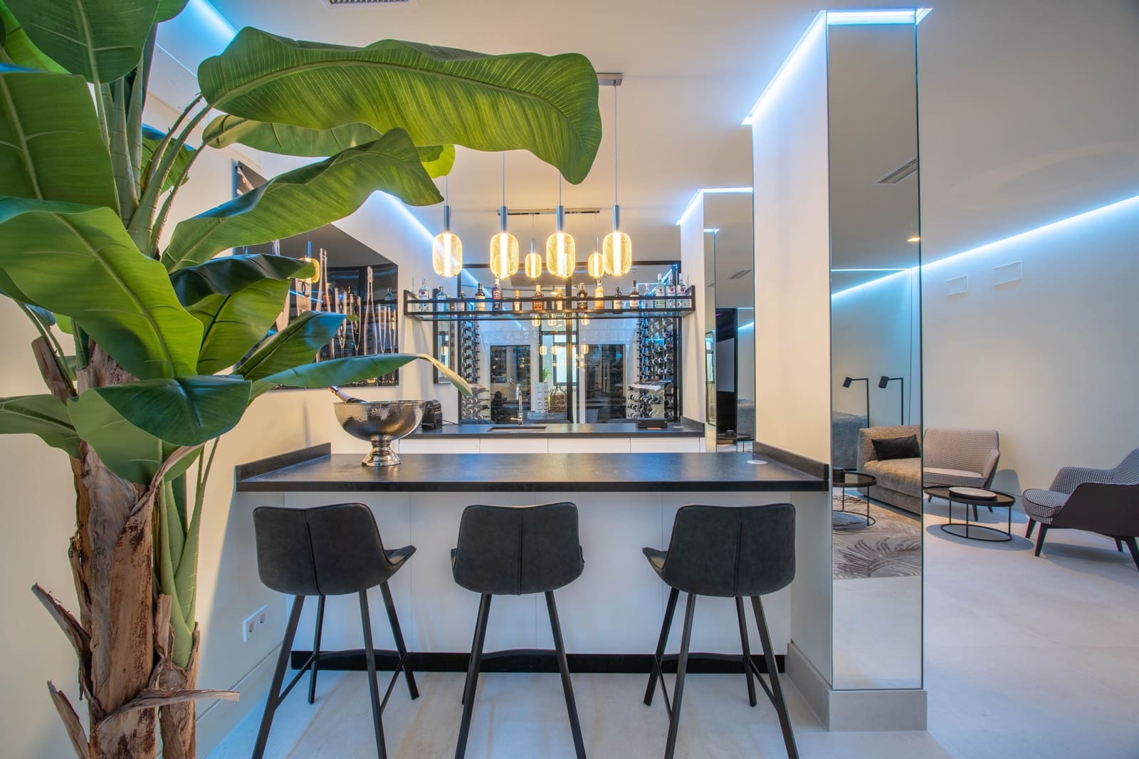 5 Zimmer Villa zu verkaufen in Benahavis mit Pool - 5.600.000 € (Ref: 9827344)