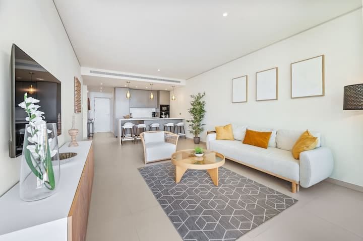 2 bedroom Apartment for sale in Benalmadena with pool - € 615,000 (Ref: 9828176)