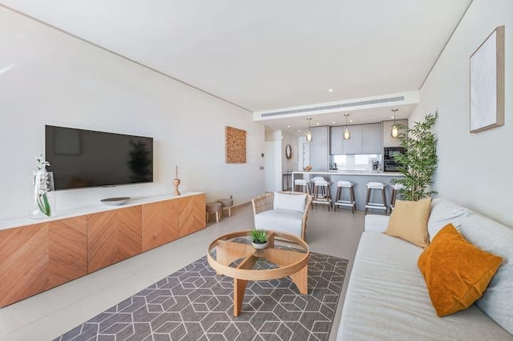2 bedroom Apartment for sale in Benalmadena with pool - € 615,000 (Ref: 9828176)