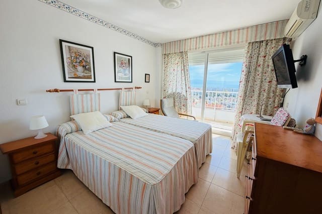 1 soveværelse Lejlighed til salg i Puerto Marina, Benalmádena med swimmingpool - € 350.000 (Ref: 9838558)
