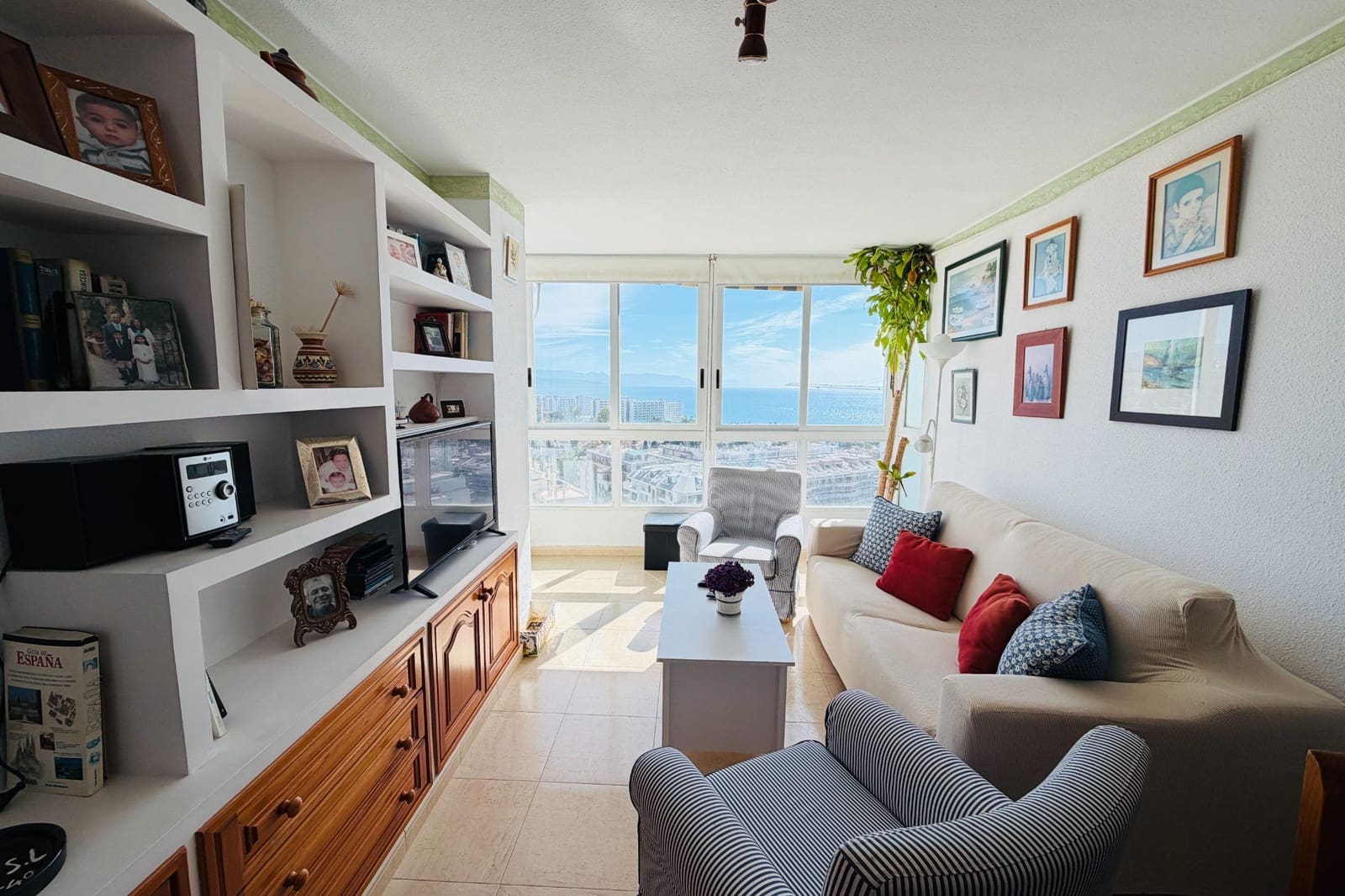 1 soveværelse Lejlighed til salg i Benalmadena med swimmingpool - € 350.000 (Ref: 9838558)
