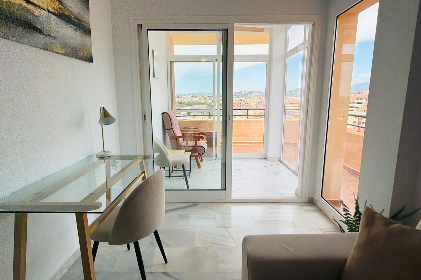2 bedroom Apartment for sale in Fuengirola with pool - € 385,000 (Ref: 9838655)