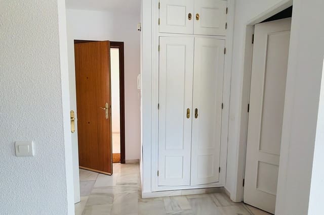 2 sypialnia Apartament na sprzedaż w Los Pacos, Fuengirola z basenem - 385 000 € (Ref: 9838655)