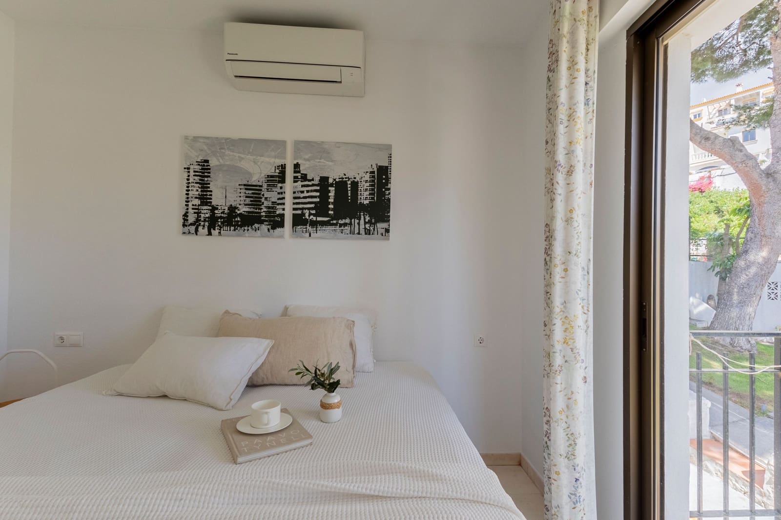 2 bedroom Apartment for sale in Benalmadena with pool - € 350,000 (Ref: 9842005)