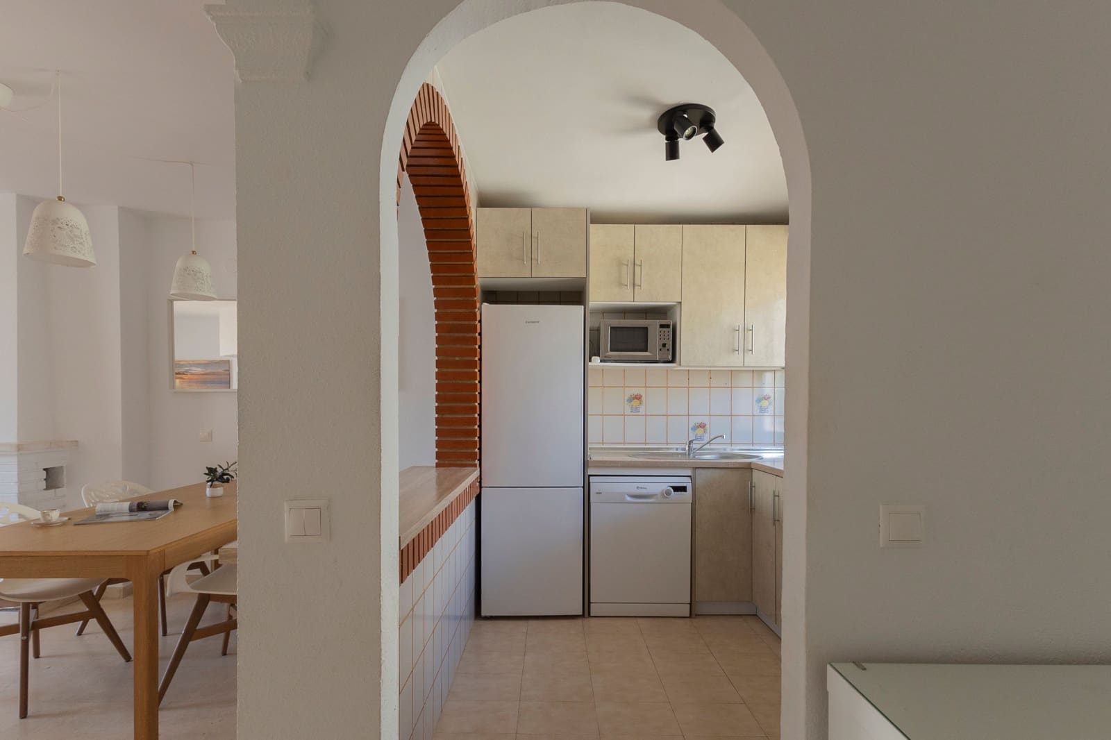 2 bedroom Apartment for sale in Benalmadena with pool - € 350,000 (Ref: 9842005)