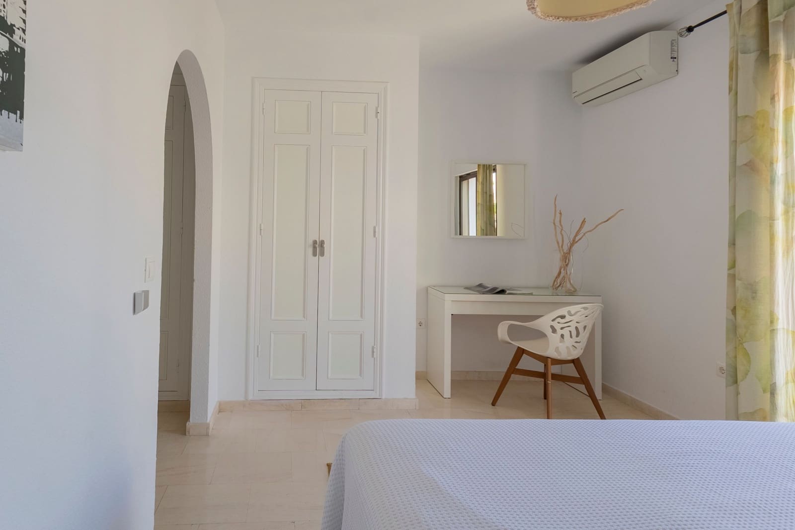 2 bedroom Apartment for sale in Benalmadena with pool - € 350,000 (Ref: 9842005)