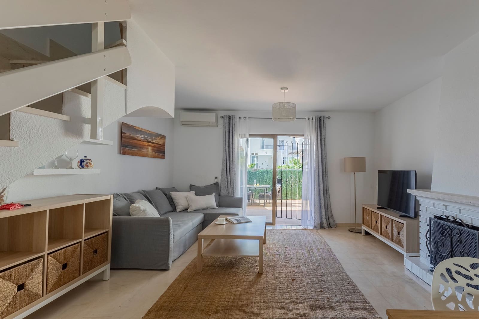 2 bedroom Apartment for sale in Benalmadena with pool - € 350,000 (Ref: 9842005)