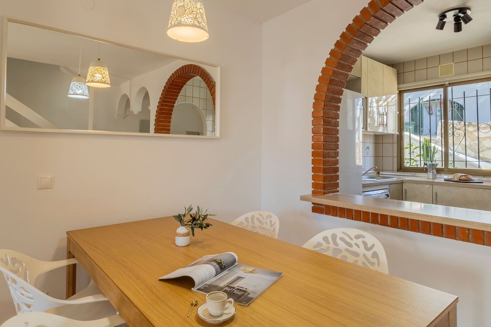 2 bedroom Apartment for sale in Benalmadena with pool - € 350,000 (Ref: 9842005)
