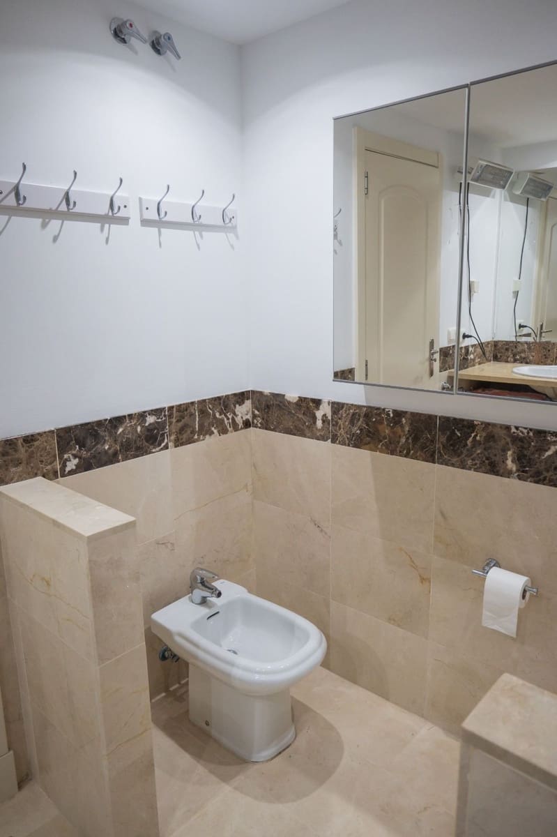 2 bedroom Apartment for sale in Mijas Costa with pool - € 385,000 (Ref: 9844481)
