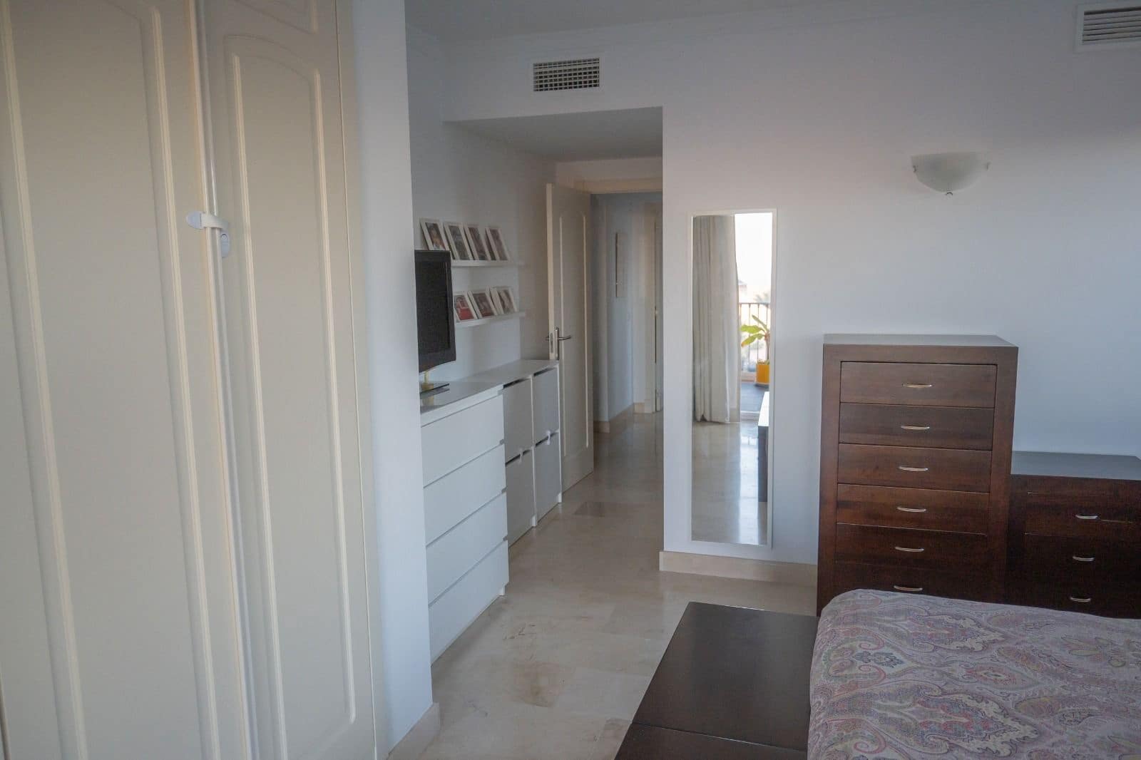 2 bedroom Apartment for sale in Mijas Costa with pool - € 385,000 (Ref: 9844481)