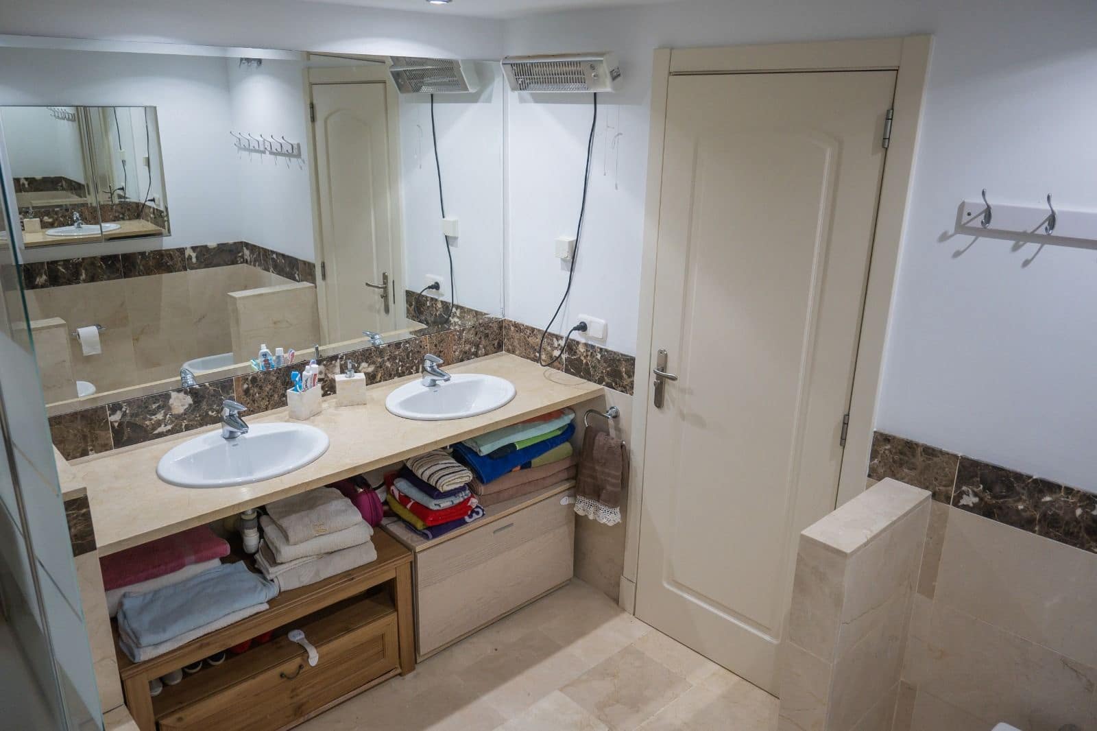 2 bedroom Apartment for sale in Mijas Costa with pool - € 385,000 (Ref: 9844481)