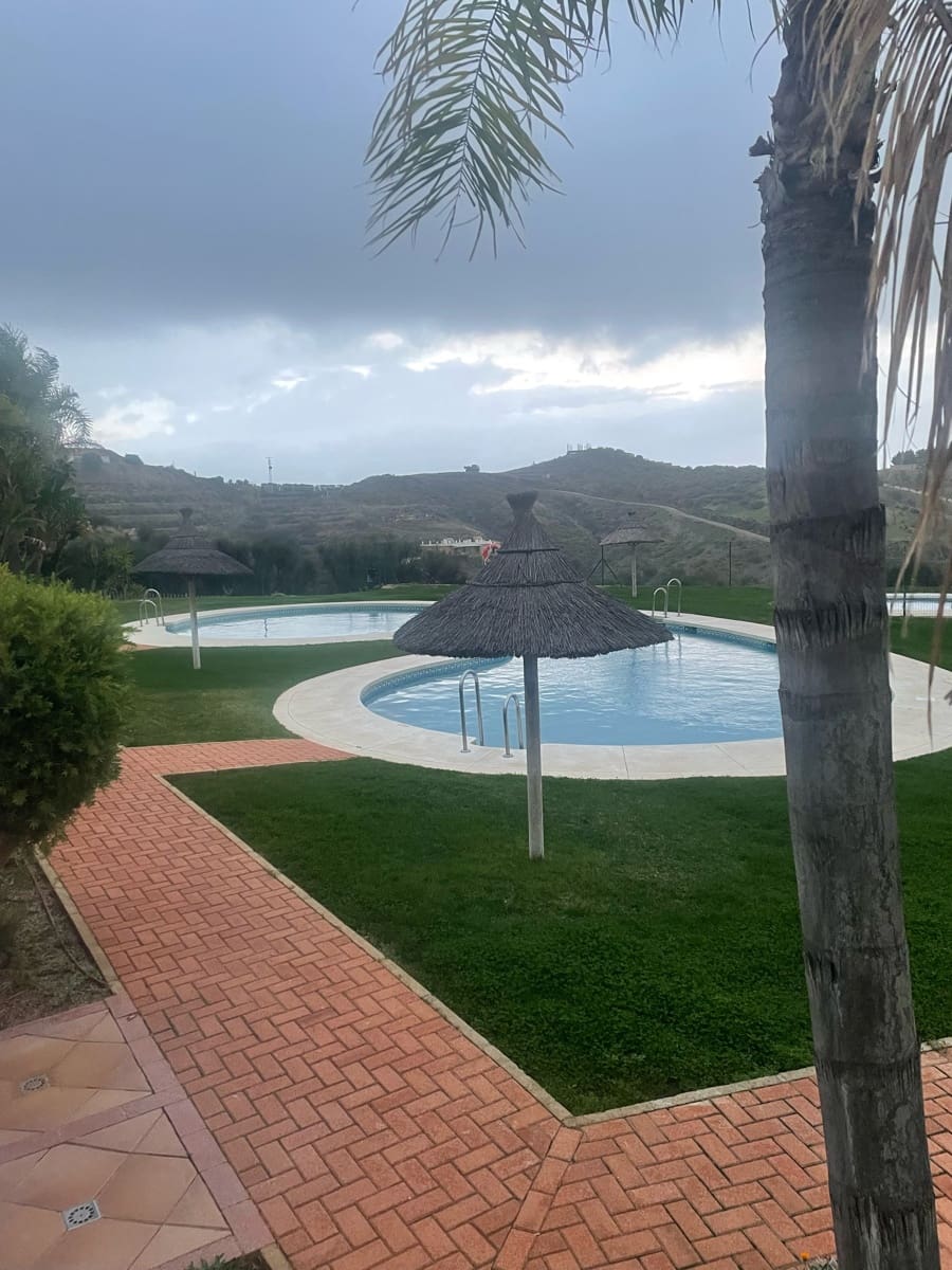 2 bedroom Apartment for sale in Mijas Costa with pool - € 385,000 (Ref: 9844481)