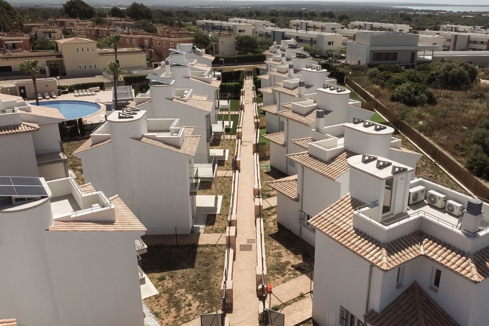 3 bedroom Townhouse for sale in Campos with pool - € 745,000 (Ref: 9844482)