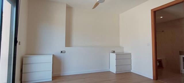 4 sovrum Takvåning att hyra i El Camp Redo, Palma de Mallorca med garage - 2 400 € (Ref: 9848221)